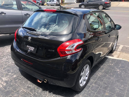 Peugeot 208 1.5 Allure Touchscreen