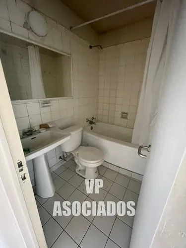 Departamento / Oficina Para Readecuar, Excelente Ubicación.
