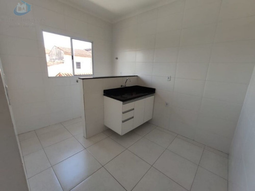 Imagem 7 de 12 de Grande Oportunidade! Linda Casa Sobreposta Com 2 Dormitórios, Sala, Cozinha, Área De Serviço, Wc, 1 - Si1613