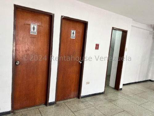 Tu Local Comercial En La Victoria, Centro Calle Paez. Ljsa 25-12775