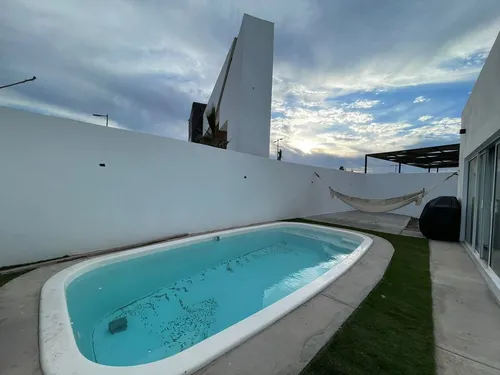 Venta De Casa (the Point Ocean Villa) Isla Cortes