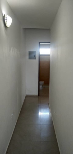 Imagen 10 de 14 de Casa Townhouse Urb El Retiro Conj Hill Wall San Antonio