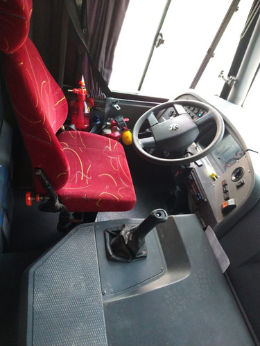 Imagem 7 de 13 de Ônibus Rodoviário Motor Dianteiro Vw. Induscar 13/13 49 LG.