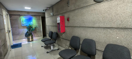Arriendo Oficina Tipo Estudio  Diagonal Paraguay