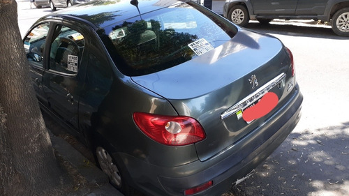 Peugeot 207 2011 1.4 Sedan Active 75cv