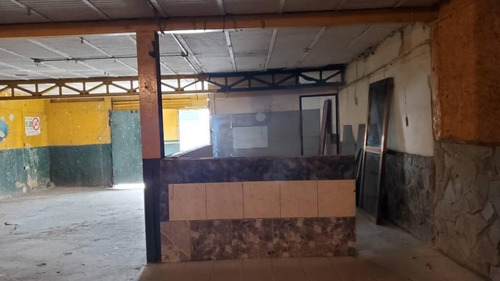Imagen 5 de 14 de En Alquiler Local Comercial En Valencia Av Las Ferias De 600m2