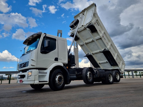 Imagem 14 de 15 de Volvo Bitruck Vm 270 8x2 Ano 2013/2014 Caçamba Basculante