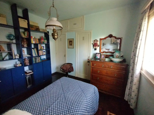 Casa 4 Dormitorios Con Departamento Cerro De Las Rosas Zona Norte
