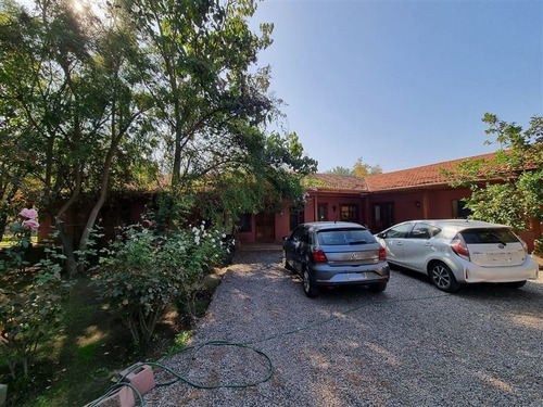 Imagen 4 de 28 de Casa En Venta De 4 Dorm. En Colina