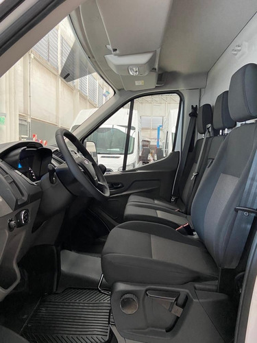 Imagen 11 de 16 de Ford Transit Furgón Medio 2023 0km