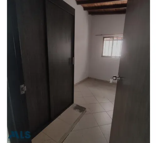 Apartamento De 3 Niveles(mls#243958)