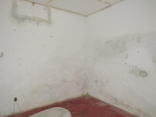 Terreno Más Casa A Reciclar En La Teja