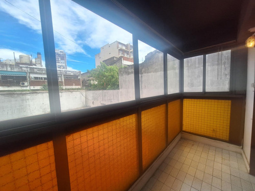 Departamento En Alquiler Hipolito Yrigoyen 3200