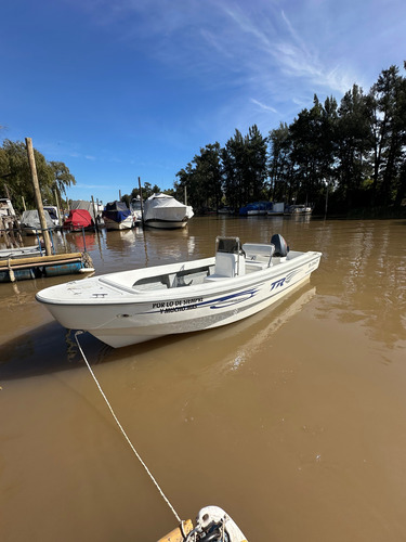 Tracker Con Consola 5,20 + Yamaha 40hp 2 Tiempos
