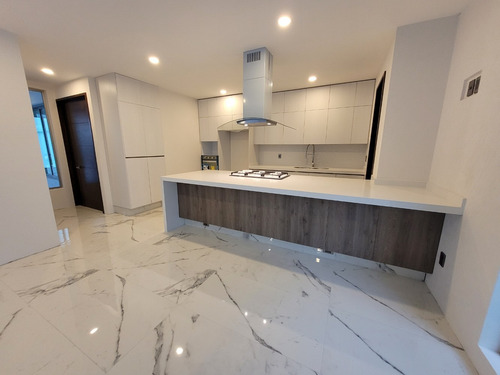 Imagen 4 de 14 de Residencia Nueva A 3 Min Del Town Square Metepec