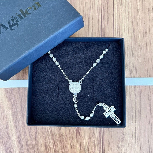Imagen 8 de 9 de Collar Rosario Medalla San Benito Plata 925 55 Cm Agálea