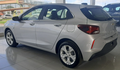 Imagen 15 de 16 de Chevrolet Onix 1.2 Ls 2023 (5 Puertas)