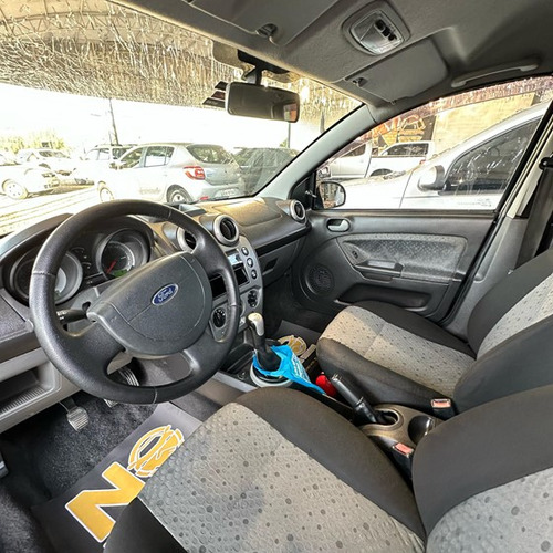 Ford Fiesta 1.6 MPI CLASS HATCH 8V FLEX 4P MANUAL