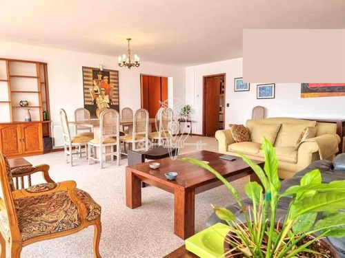 Departamento En Venta De 4 Dorm. En Viña Del Mar