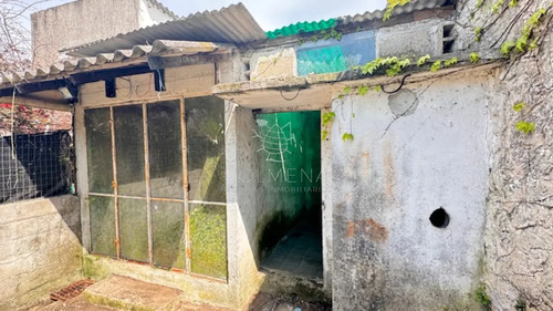 Casa En El Centro De San Carlos A 2 Cuadras De La 18 De Julio