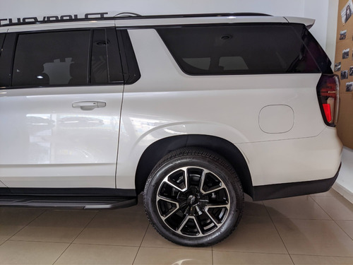 Imagen 9 de 15 de Nueva Chevrolet Suburban Rst 2021