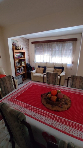 Imagen 6 de 18 de Casa 3 Dormitorios Con 1230 Mts De Terreno Barrio Ideal