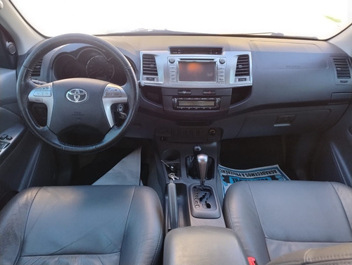 Toyota Hilux CD SRV D4-D 4x4 3.0 TDI Diesel Aut