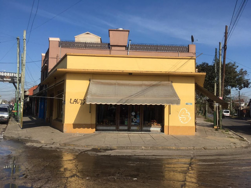 Único Local En Centro Comercial De Claypole!!!!