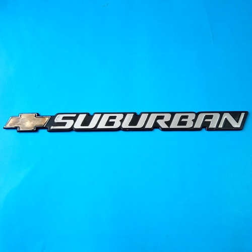 Emblema Suburban Chevrolet Con Logo Camioneta Placa