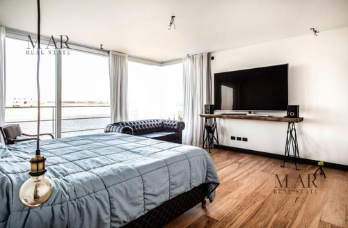 Imagen 26 de 30 de Casa En Venta Con Salida A La Laguna Central En Barrio El Golf Nordelta