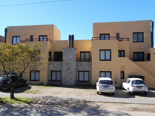 Departamento En Venta - Solares Iii - Moderno - Jardín