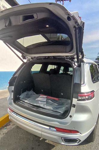 Imagen 4 de 16 de Jeep Grand Cherokee Overland