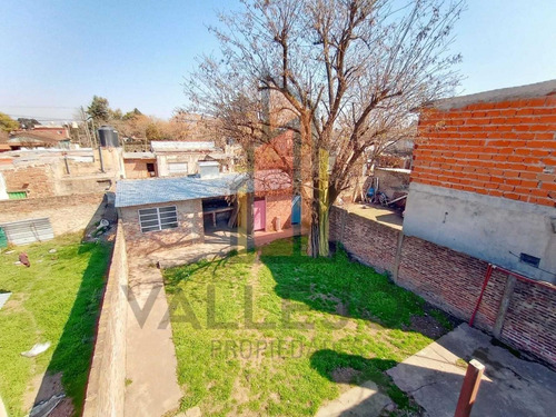 Local Con Parque | Escritura | Propiedad + Fondo De Comercio