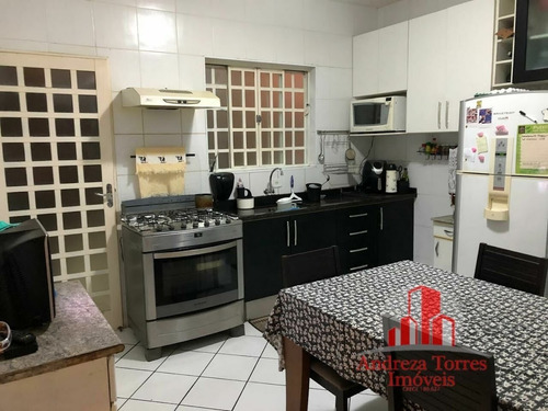 Imagem 11 de 13 de Sobrado Com 3 Dormitórios À Venda, 250 M² Por R$ 690.000,00 - Jardim Independência - Taubaté/sp - So0012