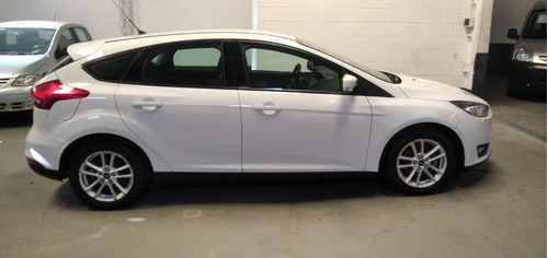 Imagen 5 de 10 de Ford Focus S 1.6 5p Nafta Modelo 2016