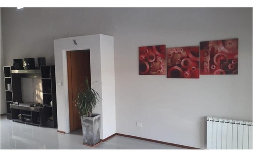 Imagen 11 de 22 de Casa Minimalista 5 Amb. Sobre 2800 M2 Fincas De San Vicente