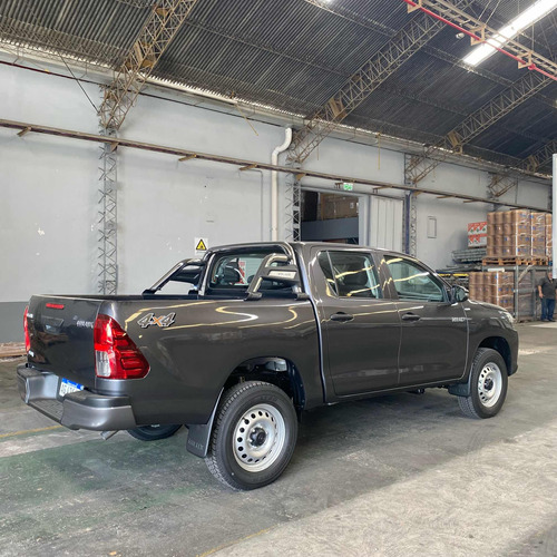 Toyota Hilux Pick-Up 2.8 Cd Sr 177cv 4x4