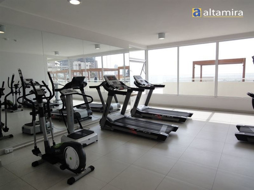 Departamento En Venta De 4 Dorm. En Iquique