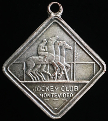 Medalla Uruguay. Jockey Club, Montevideo, 1981