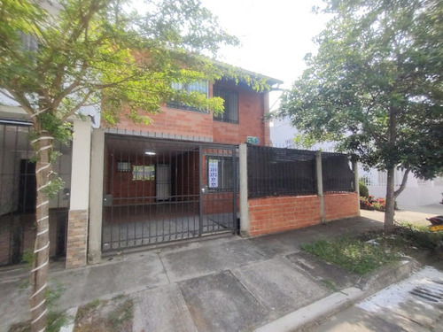 Casas En Arriendo Ciudad 2000 303-109825