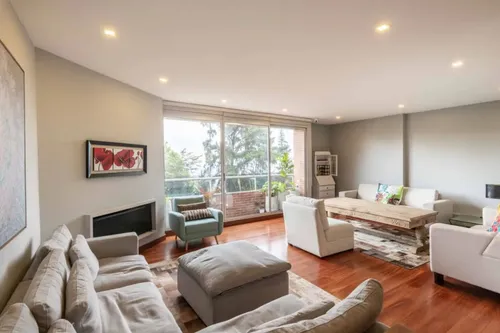 Apartamento En Venta En Los Rosales. Cod V14051