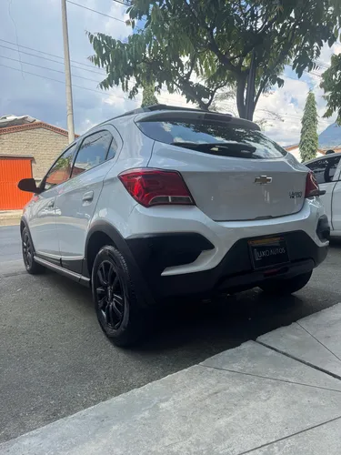 Chevrolet Onix 1.4 Lt