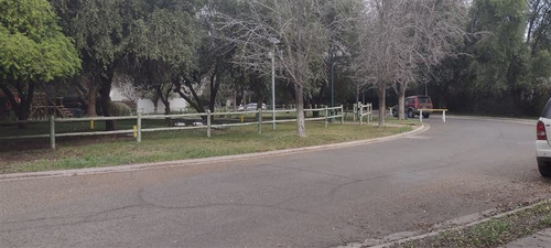 Imagen 3 de 8 de Excelente Sitio No Perimetral En Las Campiñas