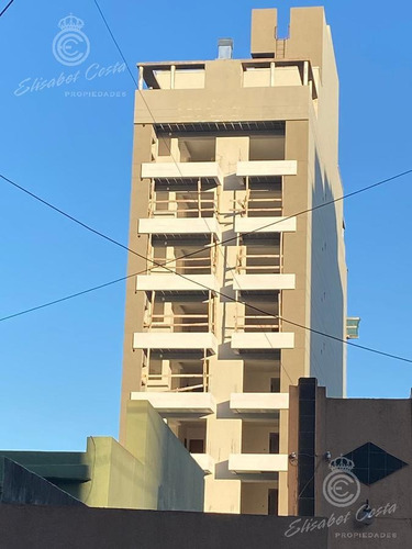 Imagen 9 de 35 de Edificio - Lanús Este