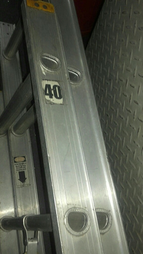 Escaleras De Aluminio- X Metro X Dia
