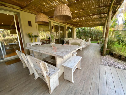 Imagen 2 de 30 de Casa En Venta Y Venta Punta Del Este, Rincón Del Indio, Espectacular Entorno En Barrio Privado