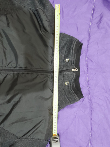 Lote De Ropa De Hombre Campera+ Sudaderas