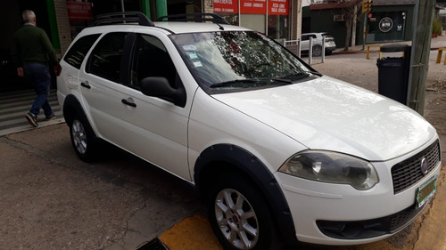 Imagen 2 de 8 de Fiat Palio Wekend 1.4 Treking Gnc 2012