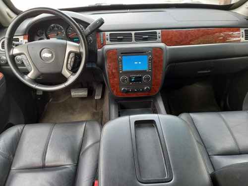 Imagen 13 de 15 de Chevrolet Suburban 6.0l Ra-17 4x4