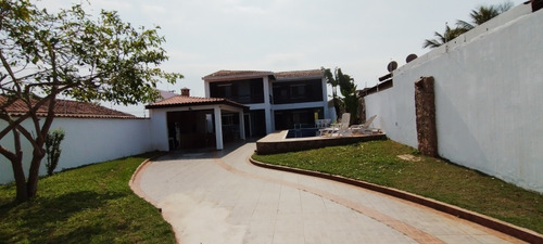 Casa Temporada Praia C/ Piscina E Bilhar